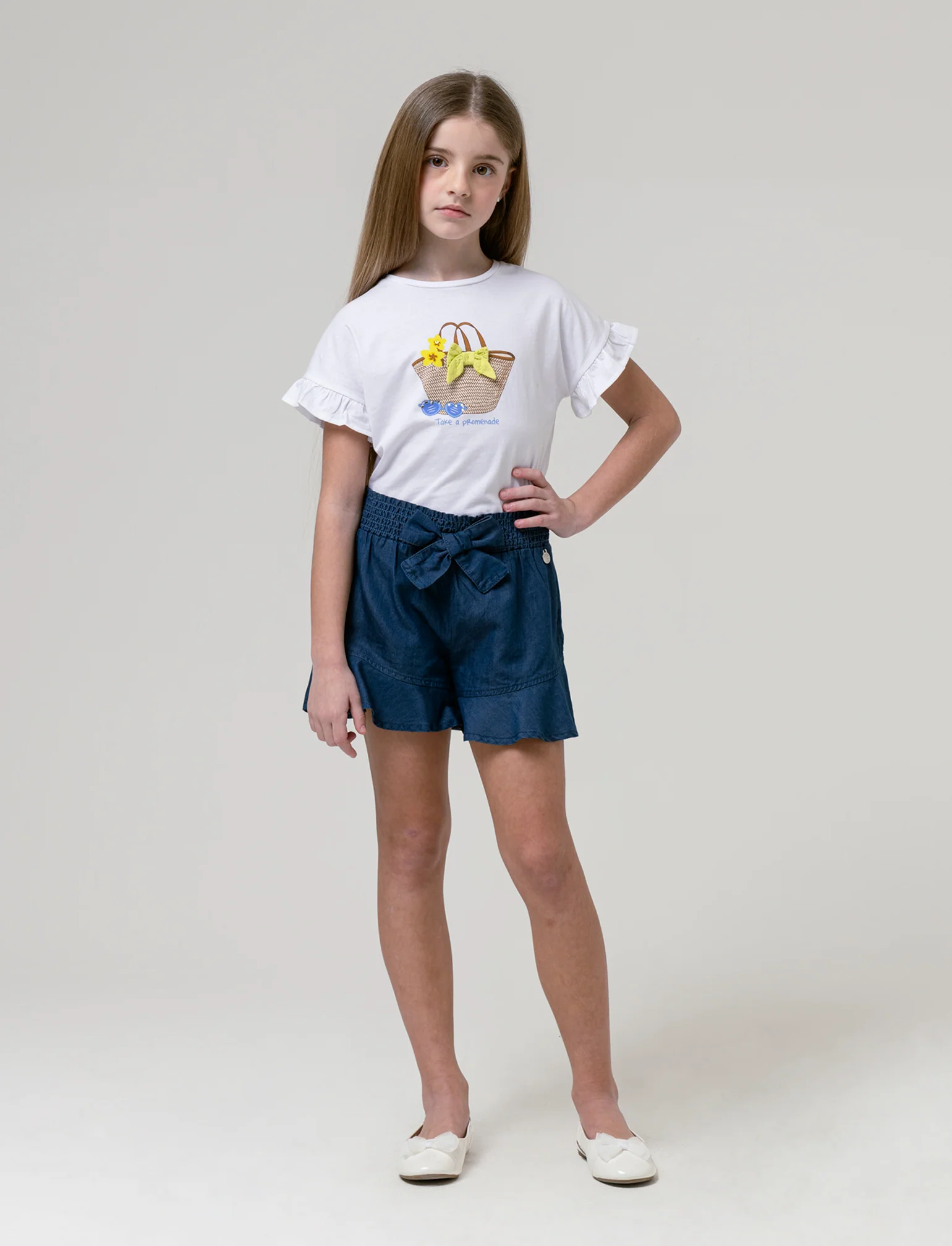 T-shirt in cotone vestibilità loose da bambina - Bianco - Image 3