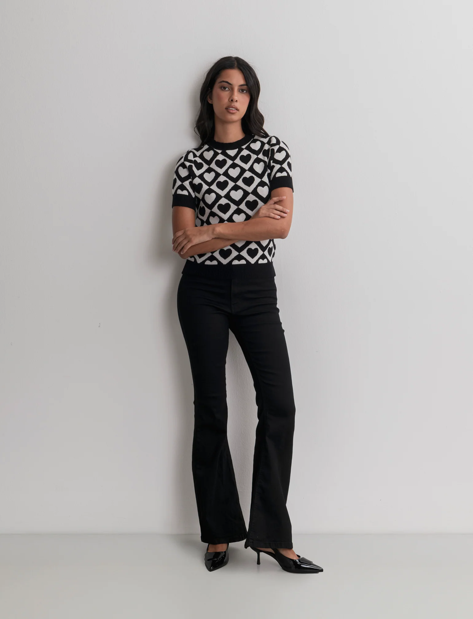 T-SHIRT IN MAGLIA - ner-bianco - Image 4