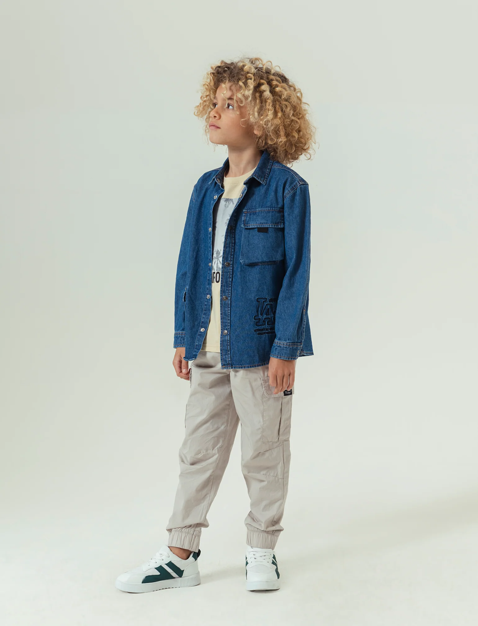 T-shirt loose da bambino - Beige - Image 2