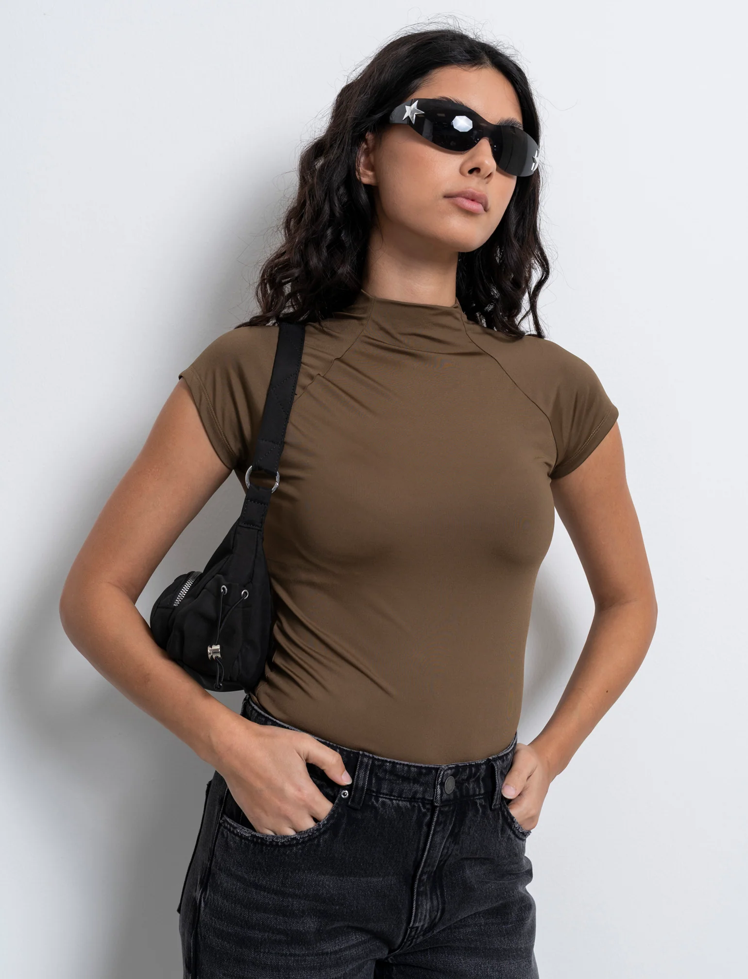 T-shirt mezzo collo da donna - Marrone tabacco