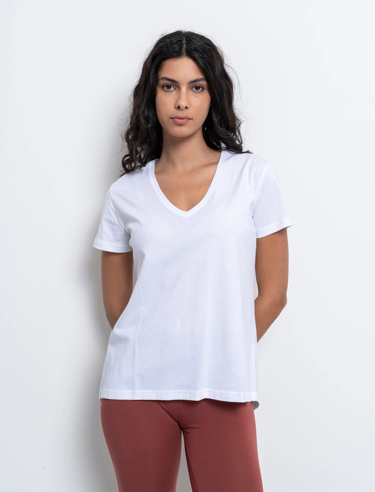 T-shirt scollo a v da donna - Bianco - Image 3
