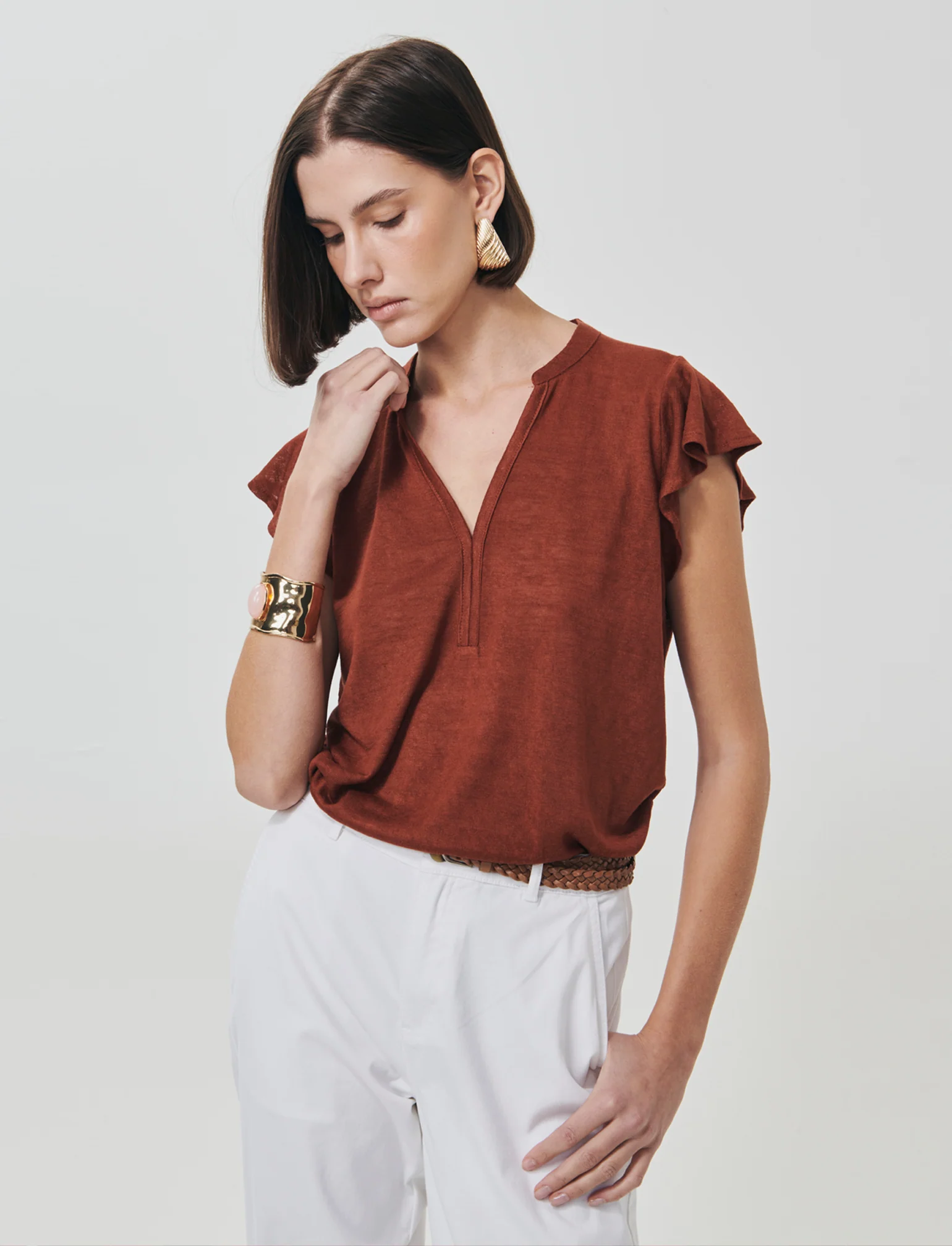 T-Shirt Scollo a V Manica Corto - Cognac - Image 3