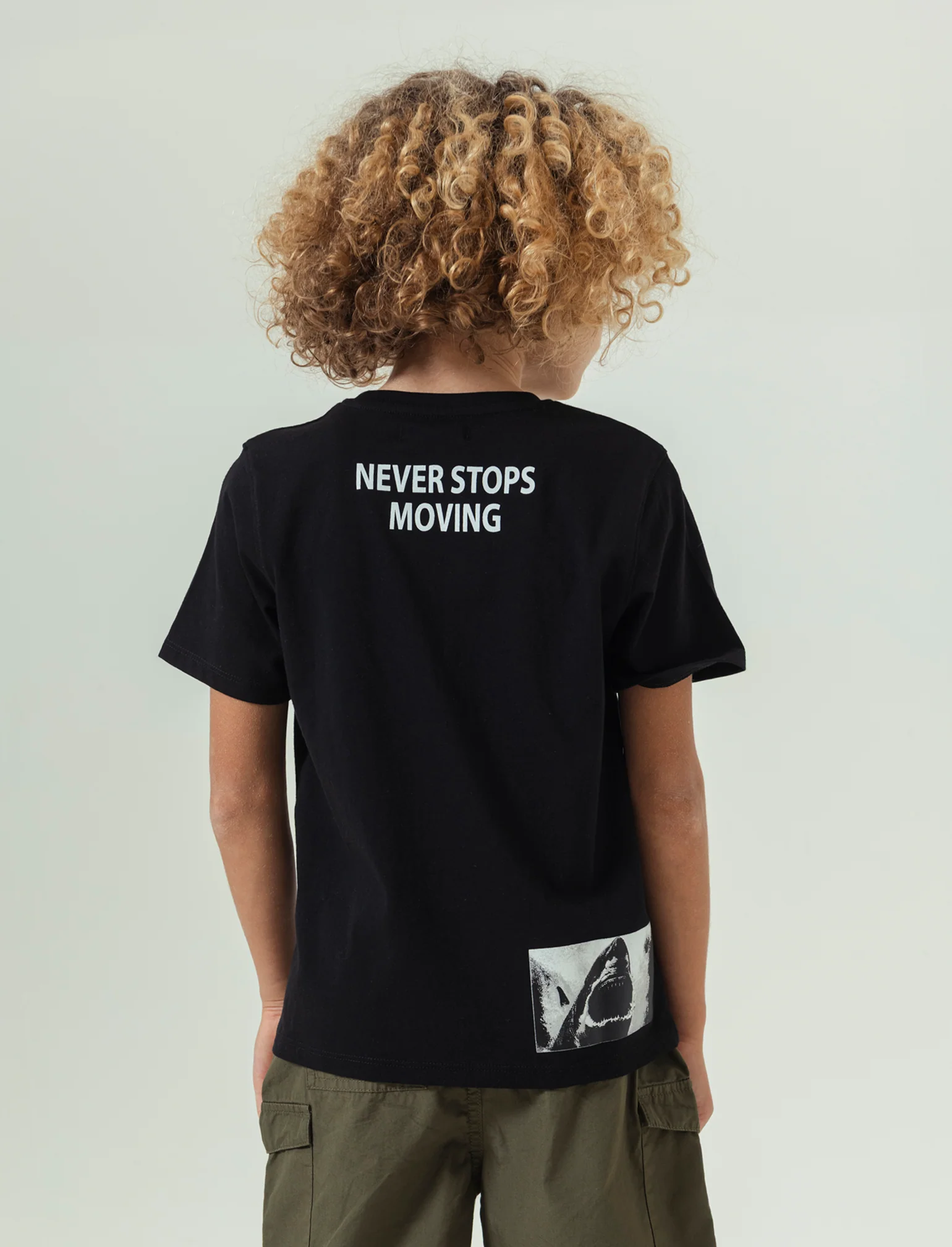 T-shirt stampata da bambino - Nero - Image 2