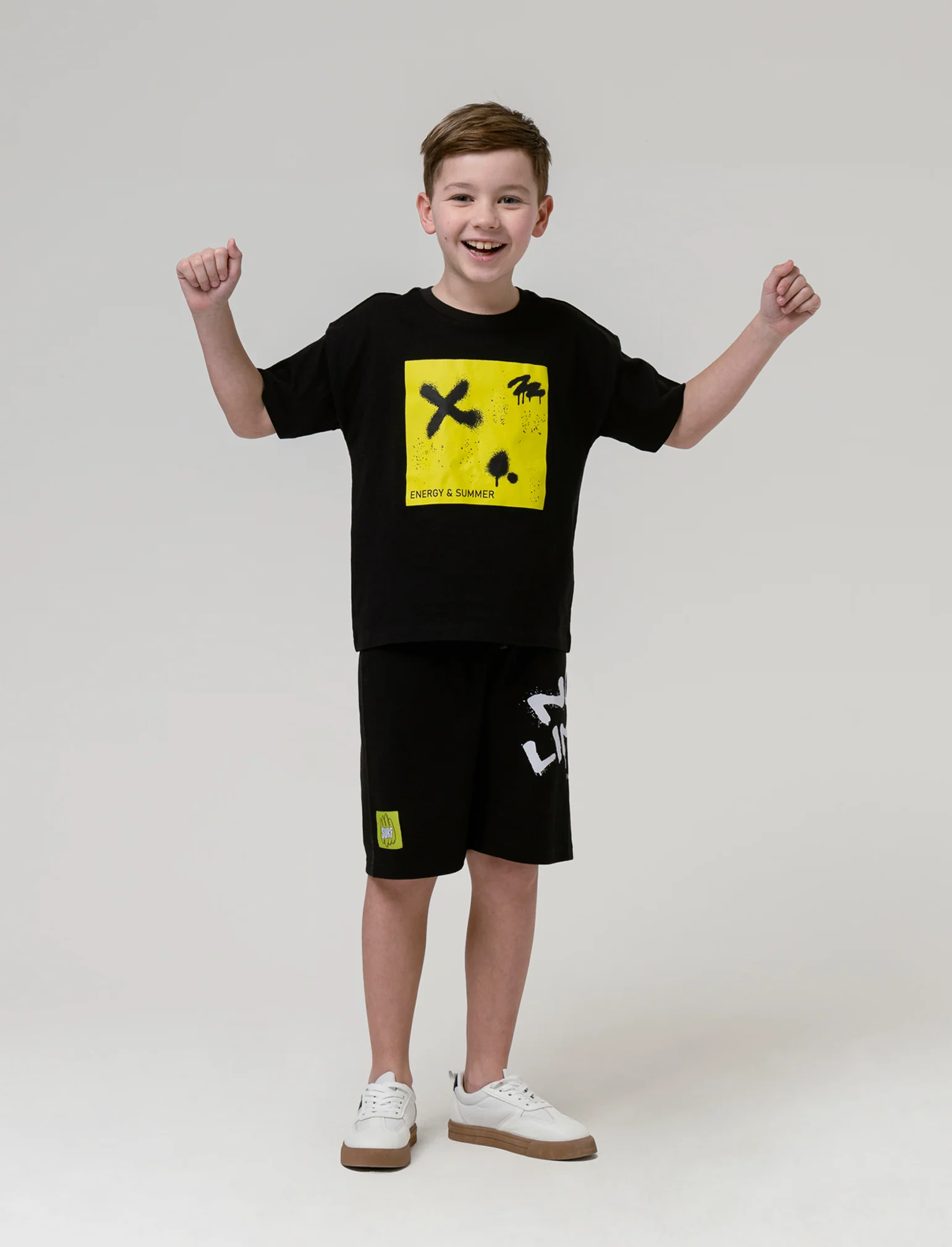 T-shirt vestibilità ampia da bambino - Nero - Image 3