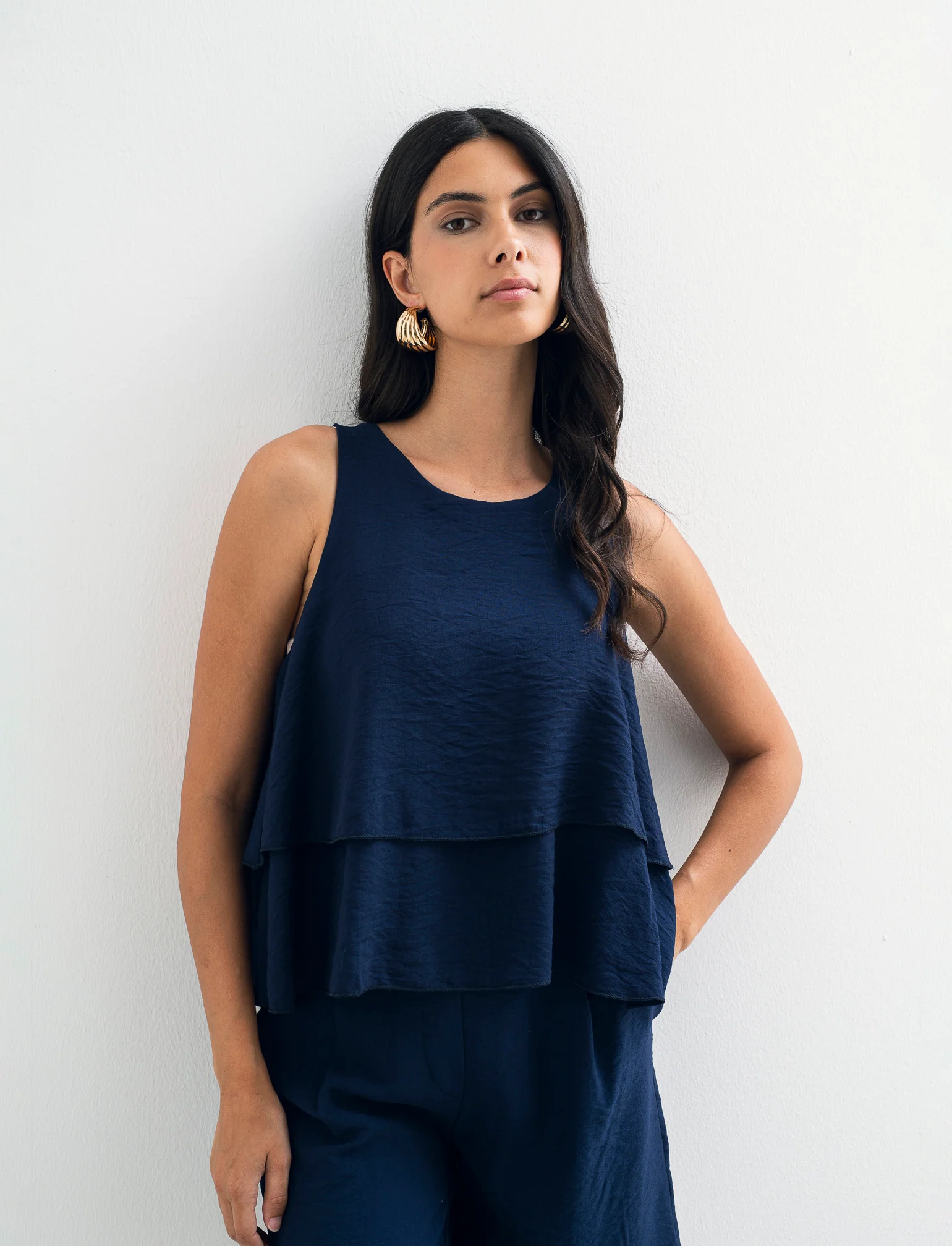 Top con balza al fondo - Blu