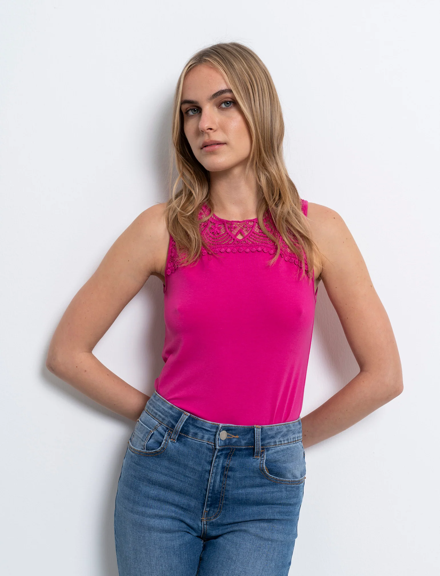 Top con pizzo da donna - Fuxia