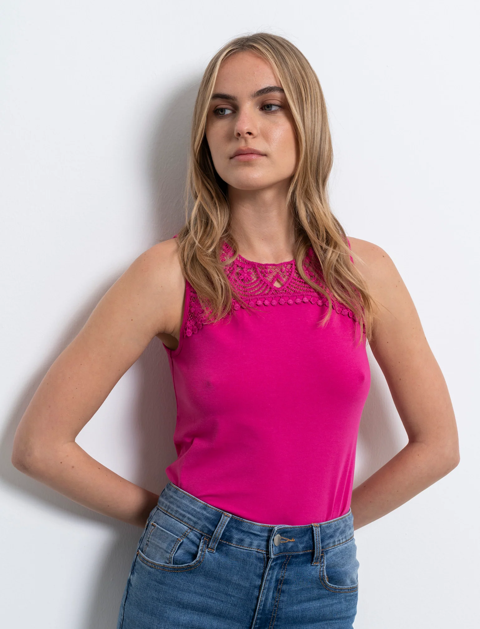 Top con pizzo da donna - Fuxia - Image 3