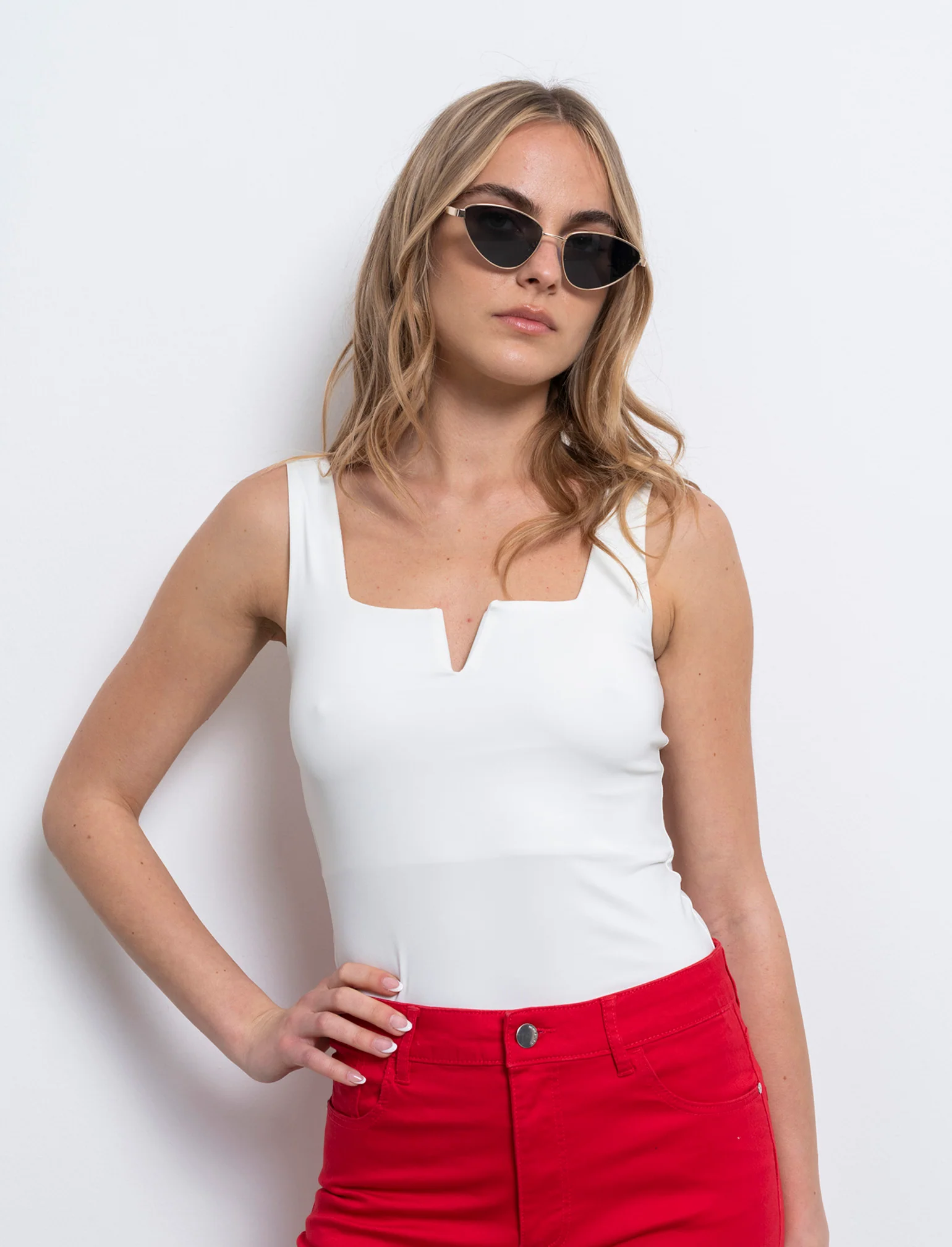 Top con spallina larga da donna - Bianco latte - Image 3