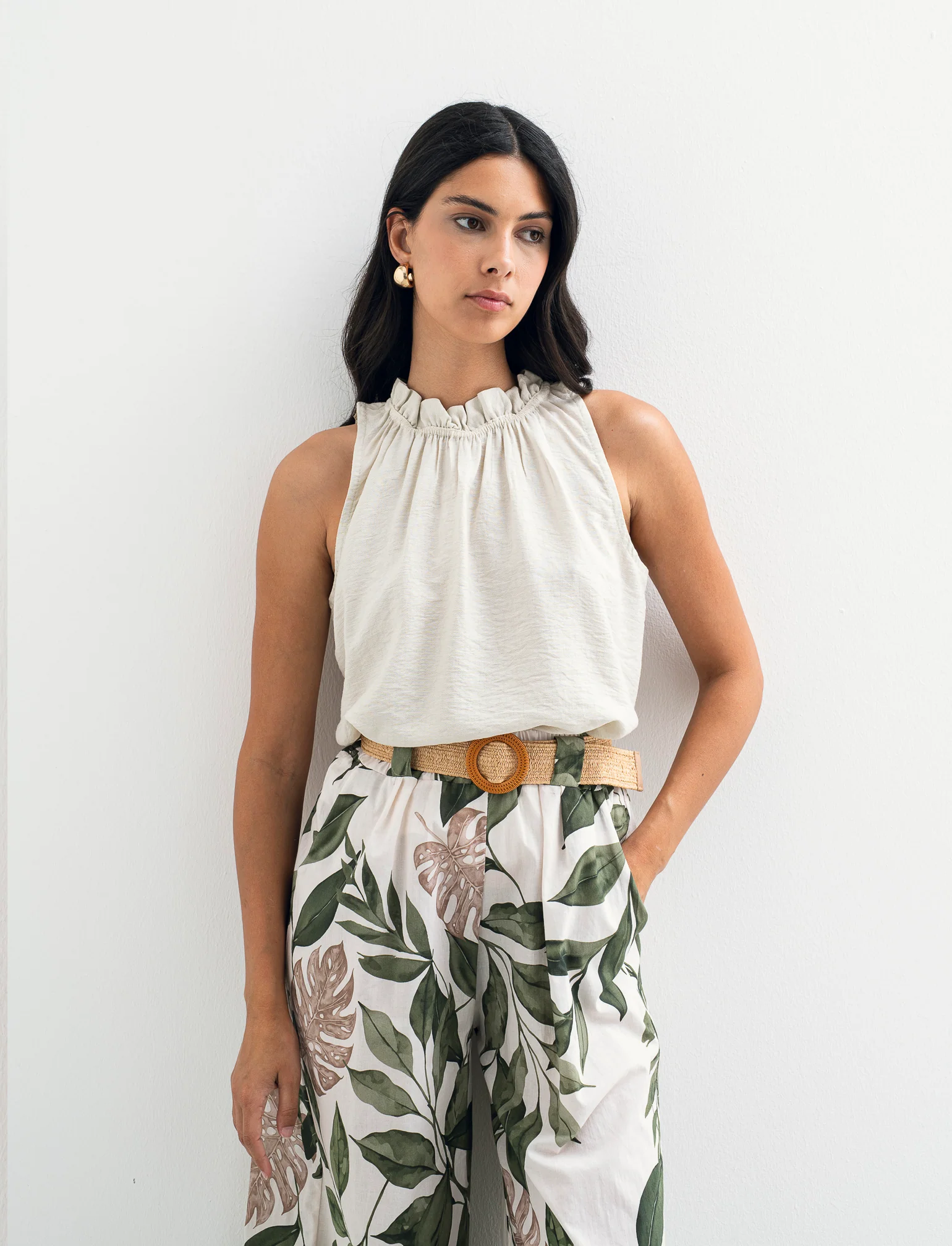 Top in cotone lavato con arriccio sul collo - Beige - Image 2