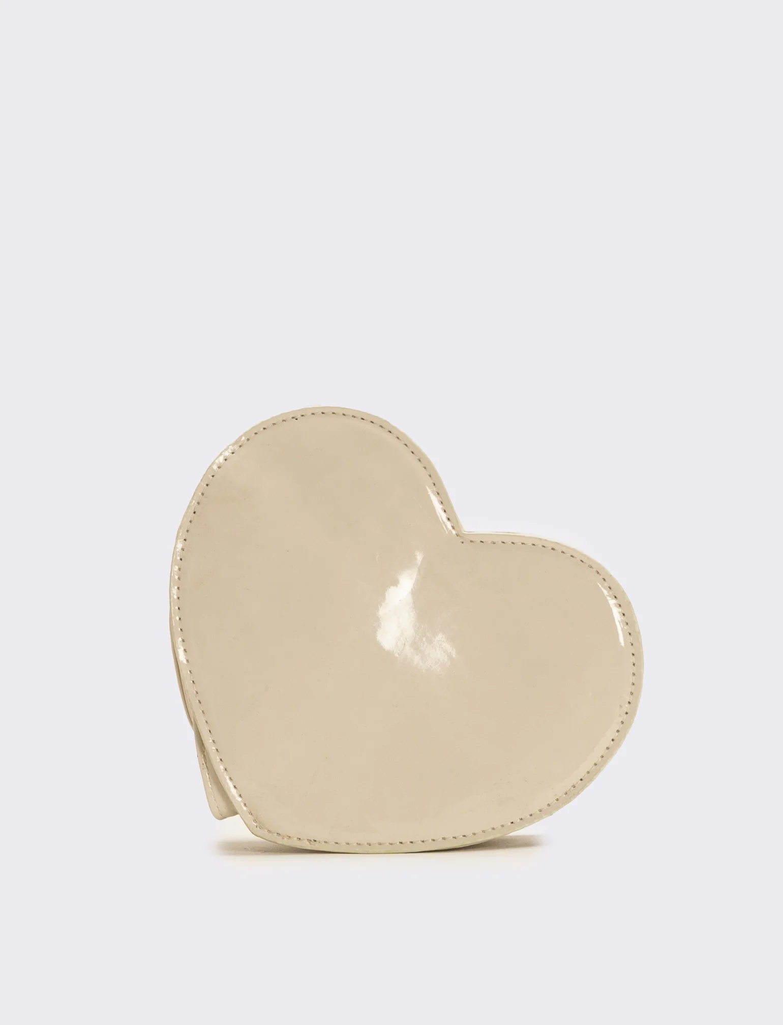 Tracolla a cuore in vernice - Beige - Image 3