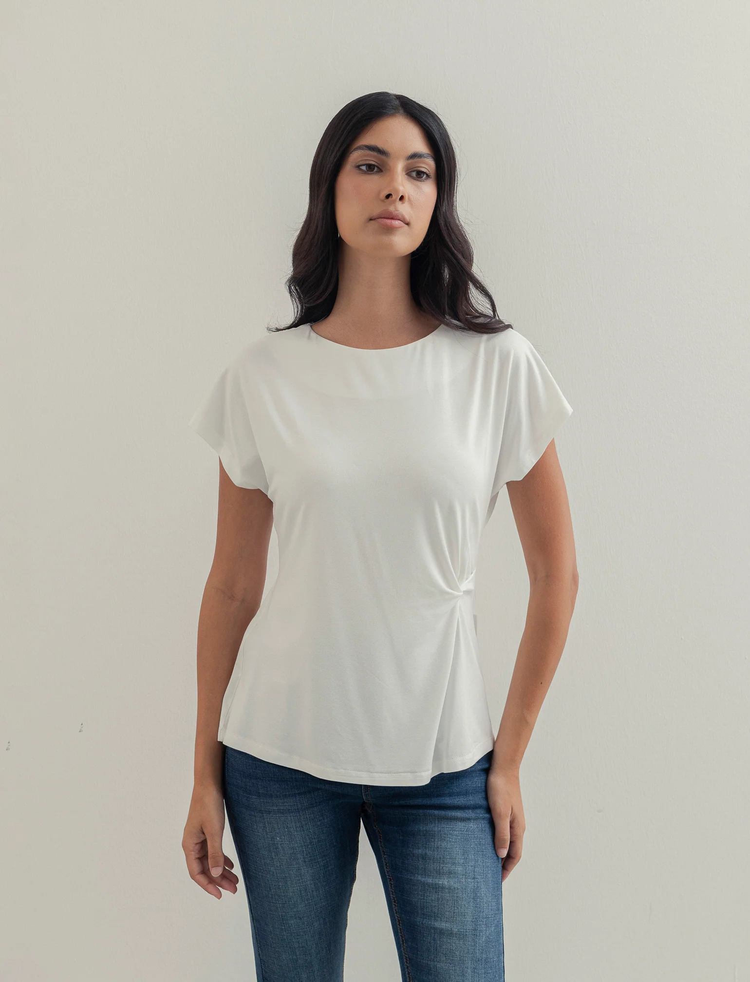 Tshirt con nodo in viscosa - Bianco latte - Image 2