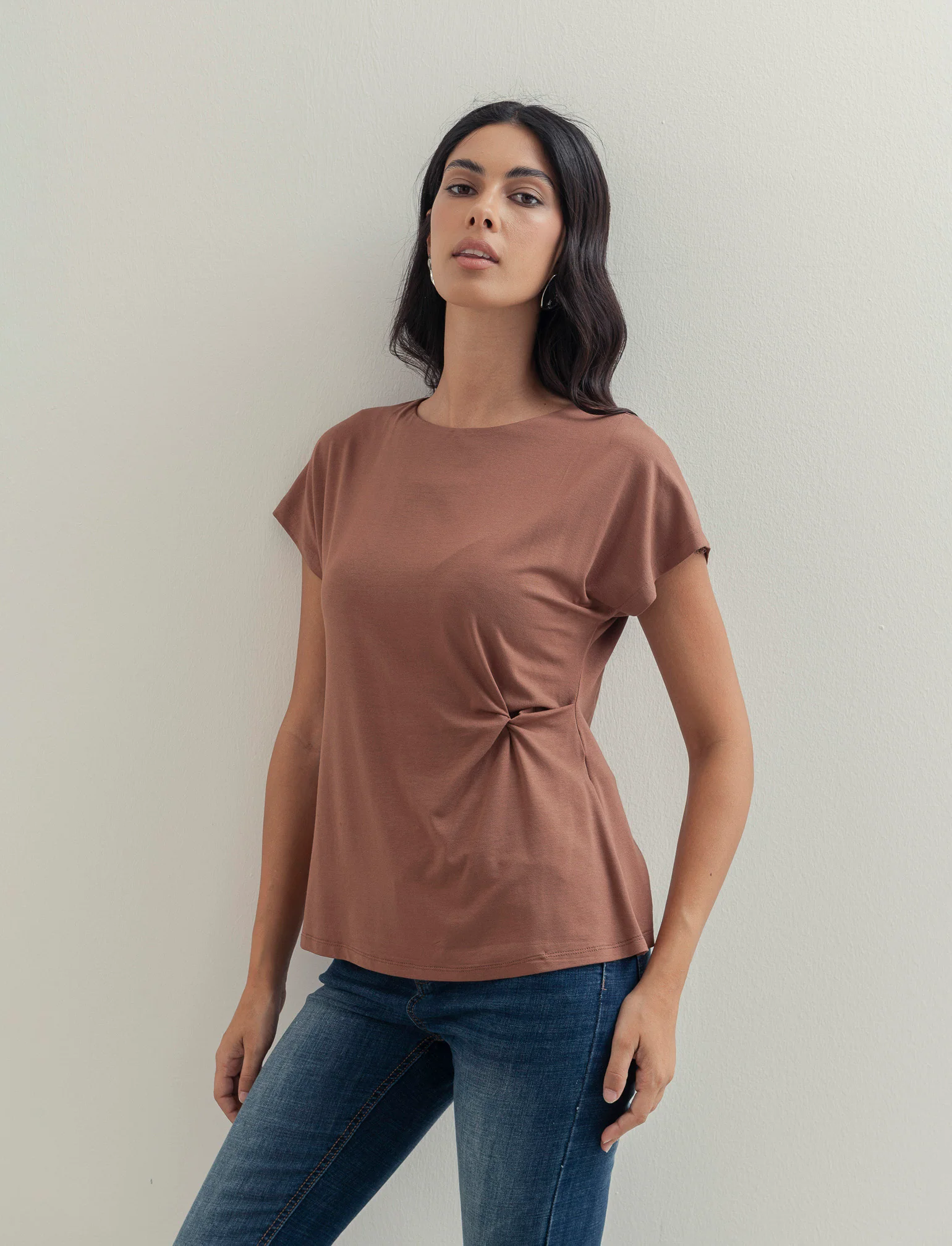 Tshirt con nodo in viscosa - Marrone tabacco - Image 2
