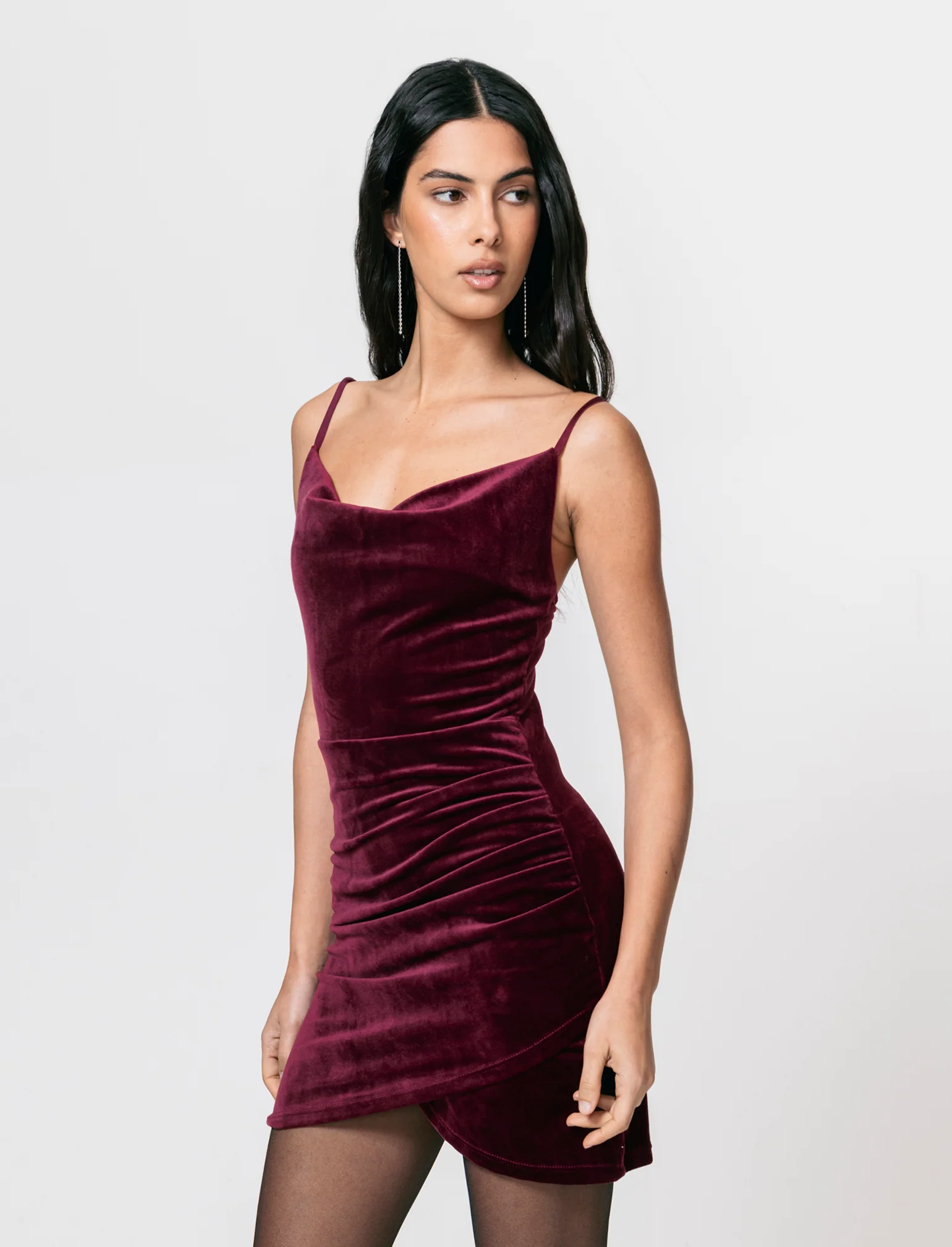 Vestito corto con arriccio sul fianco in tessuto ciniglia - Bordeaux - Image 3
