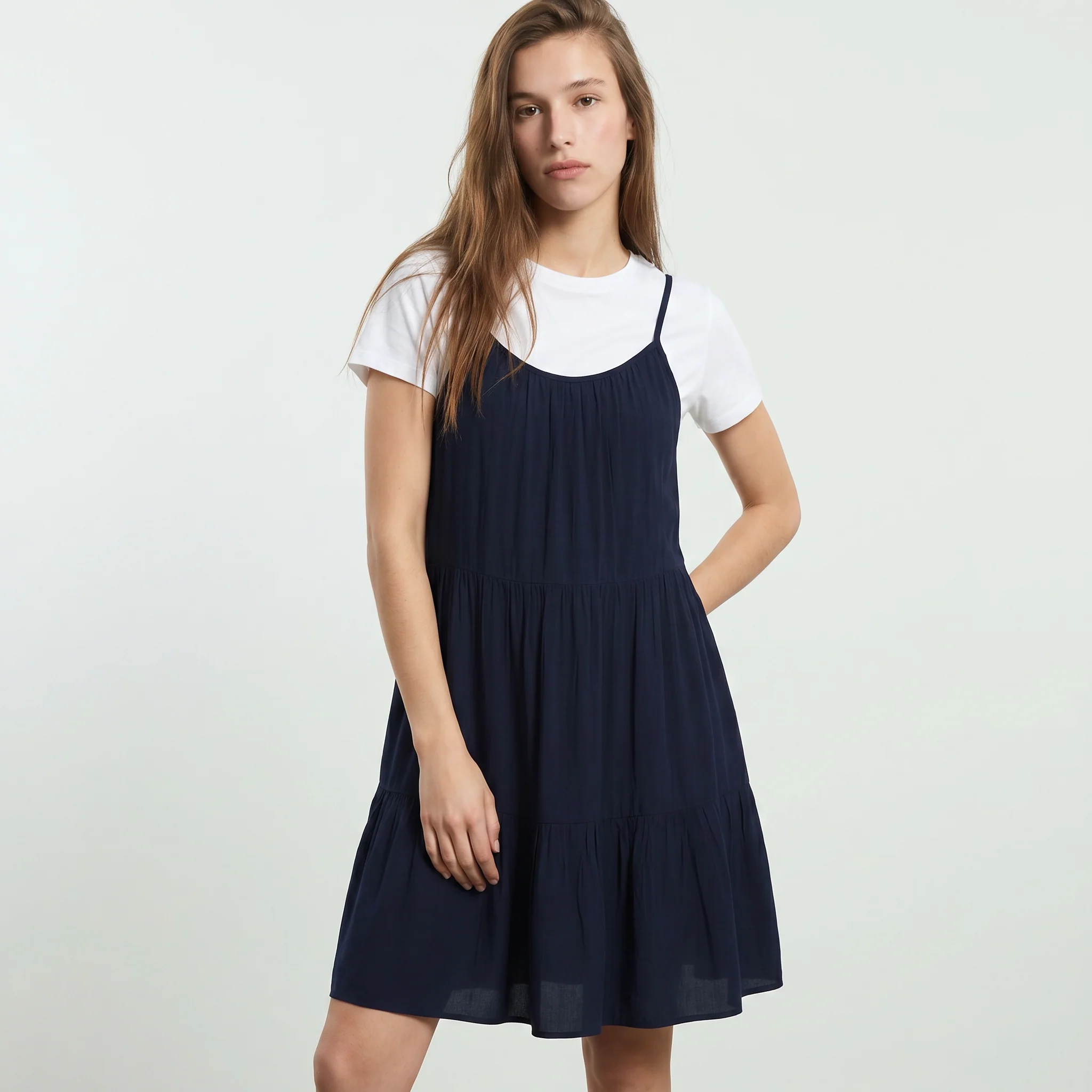 Vestito corto con bretelle e balza - Blu - Image 3
