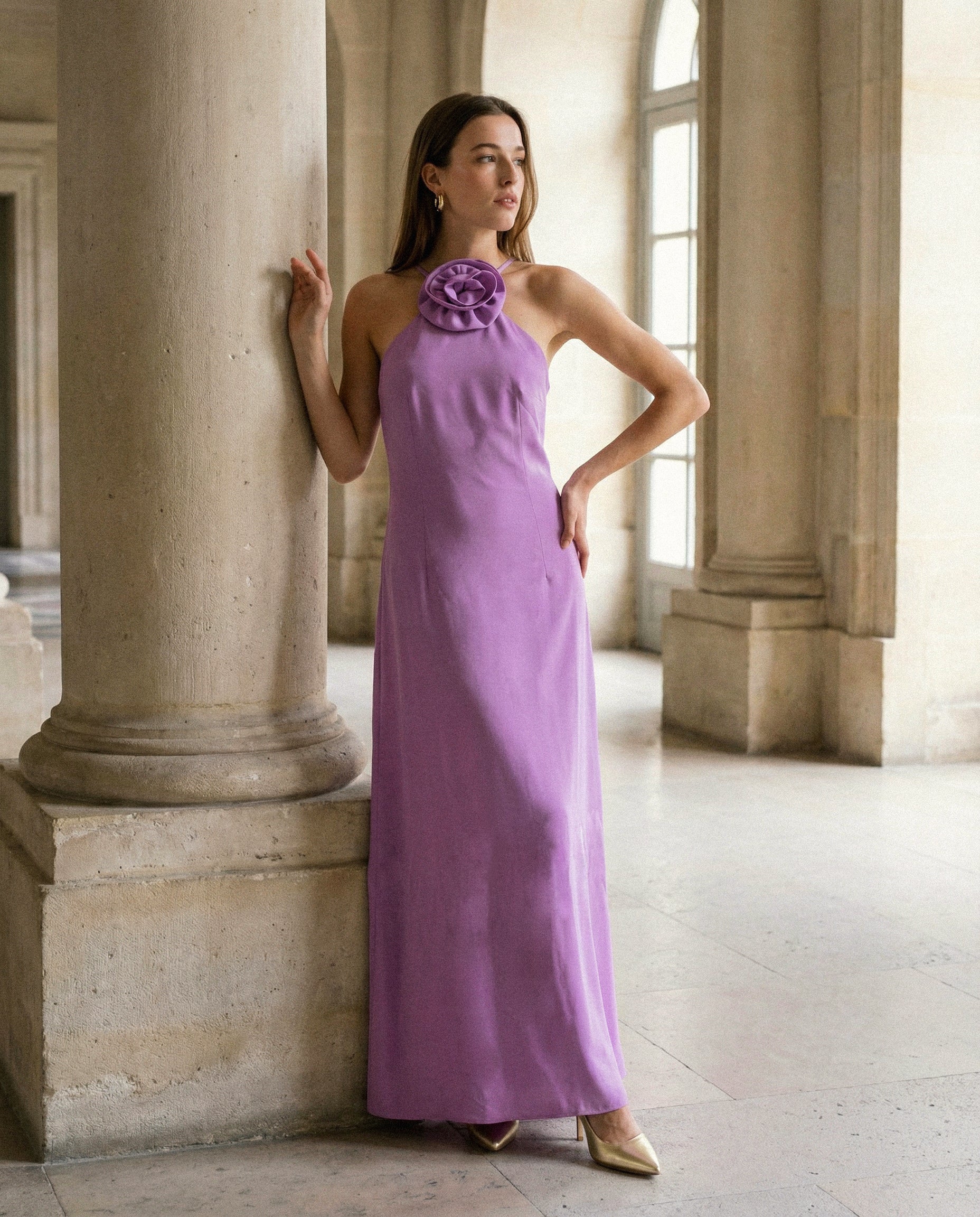 Vestito lungo con spalline e fiore decorativo - Viola orchidea - Image 5