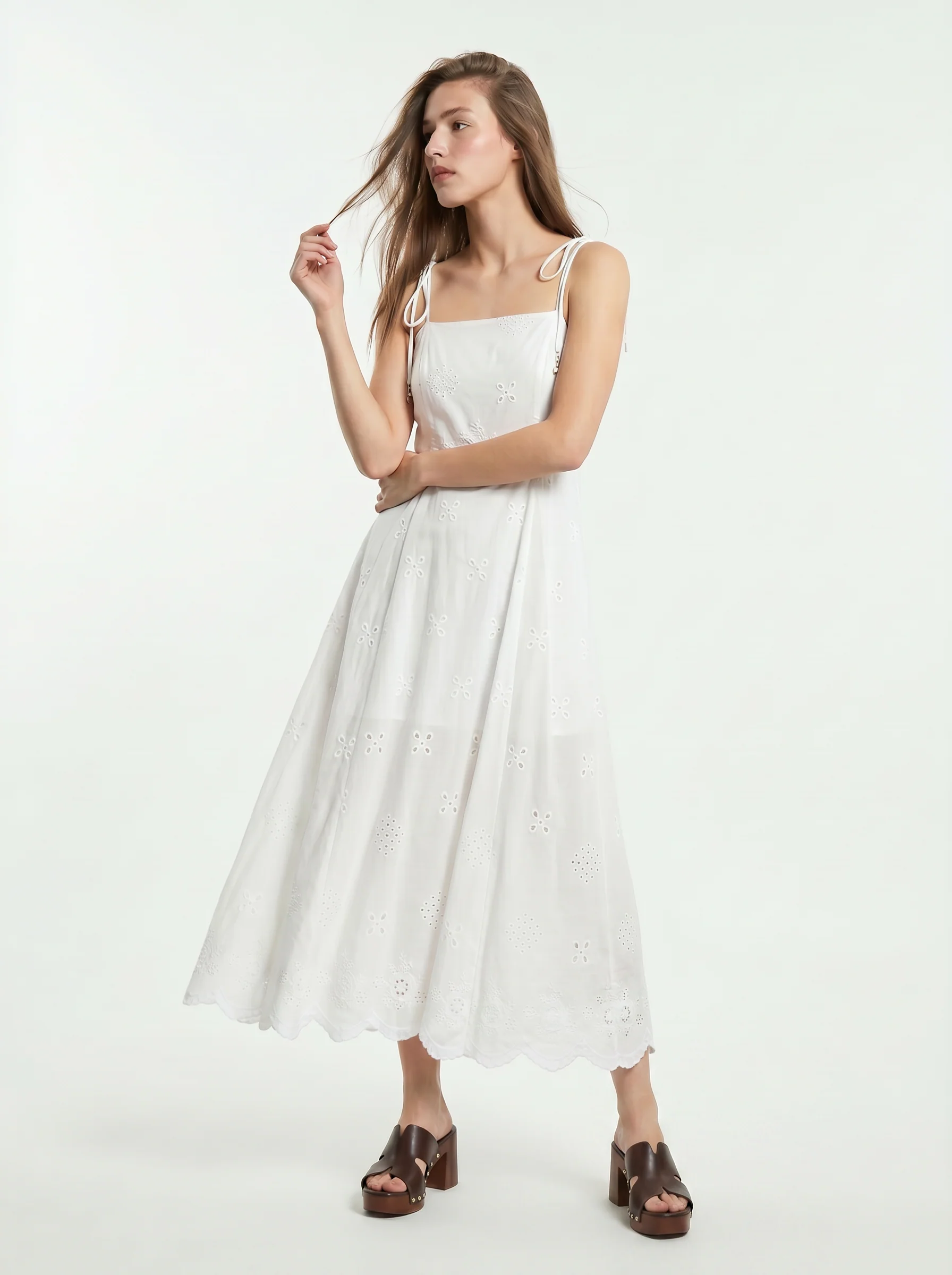 Vestito Lungo in Cotone Sangaloo Svasato - Bianco - Image 3