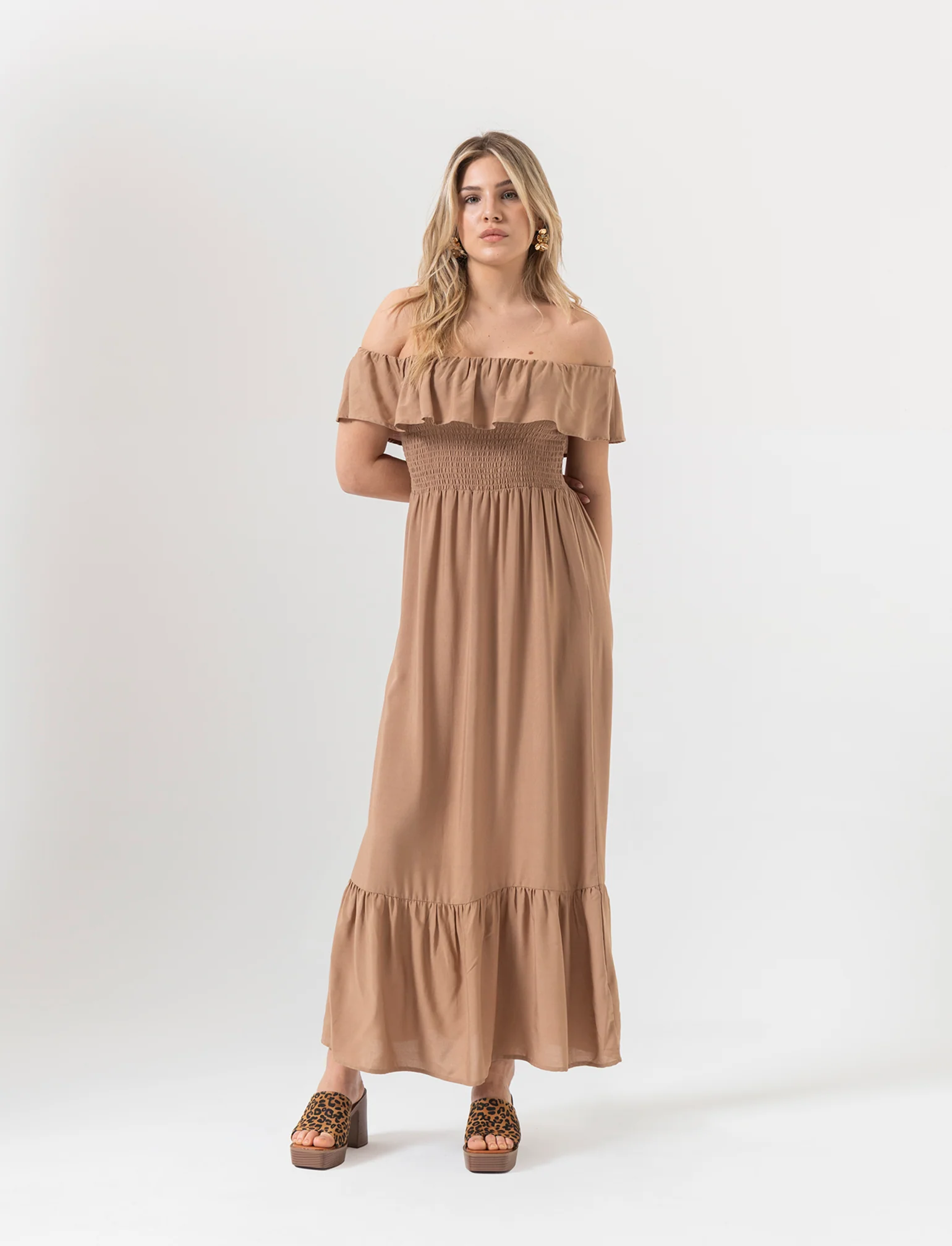 Vestito lungo off shoulder da donna - Caramello - Image 3
