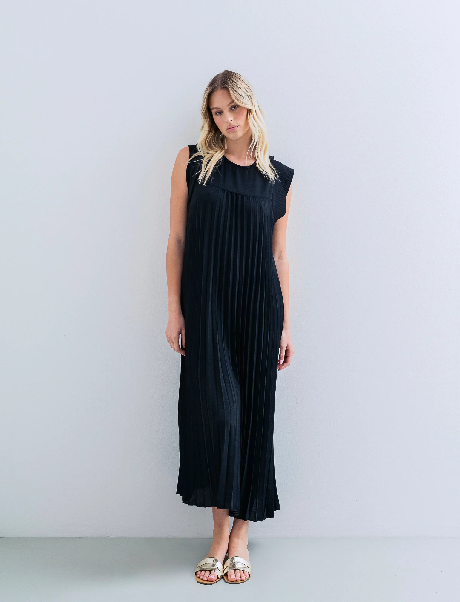 vestito lungo plisset giro manica - Nero