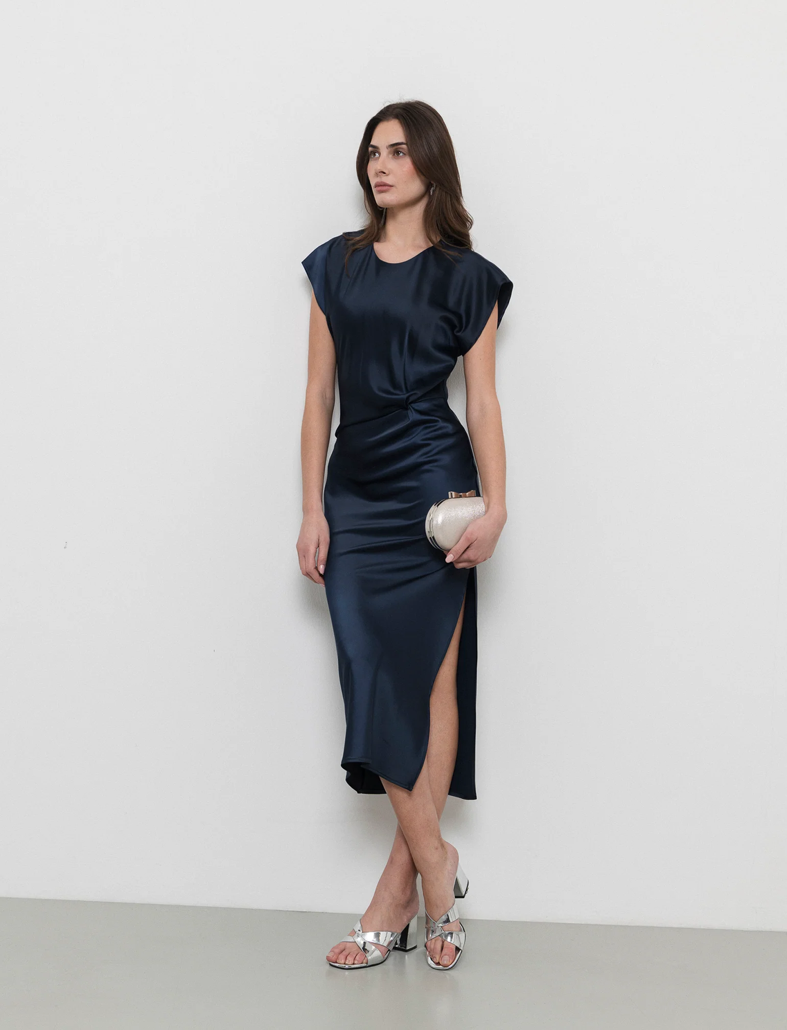 Vestito smanicato di raso - Blu